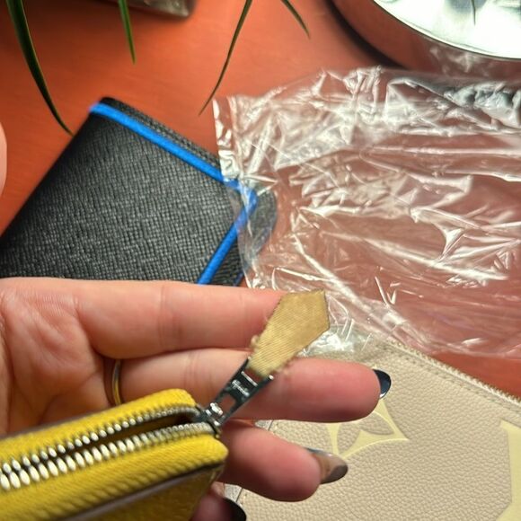 Hermes leather wallet - Picture 7 of 7